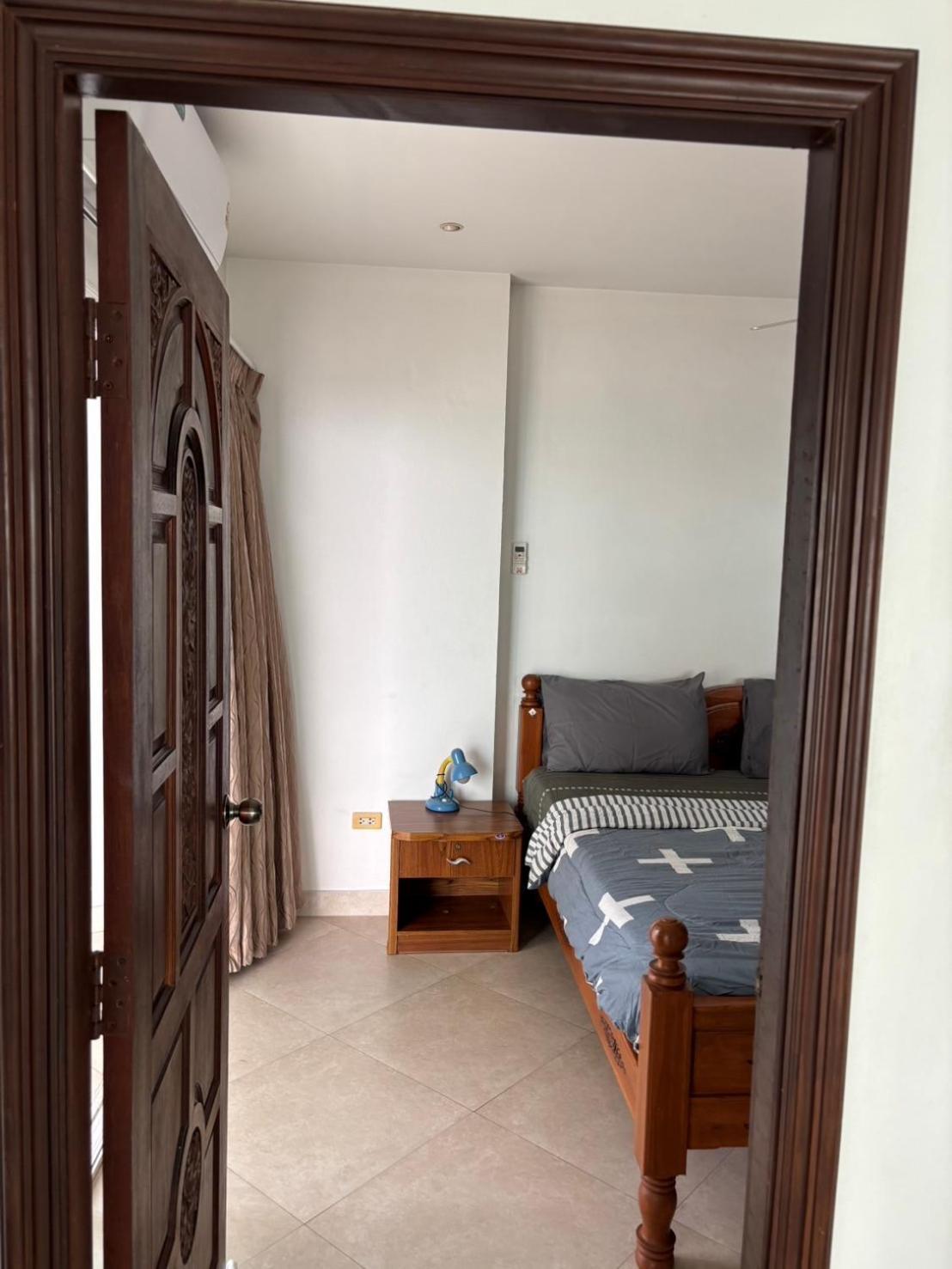 View Talay 6 Pattaya Beach By Anatolia Condo Suite Exterior photo