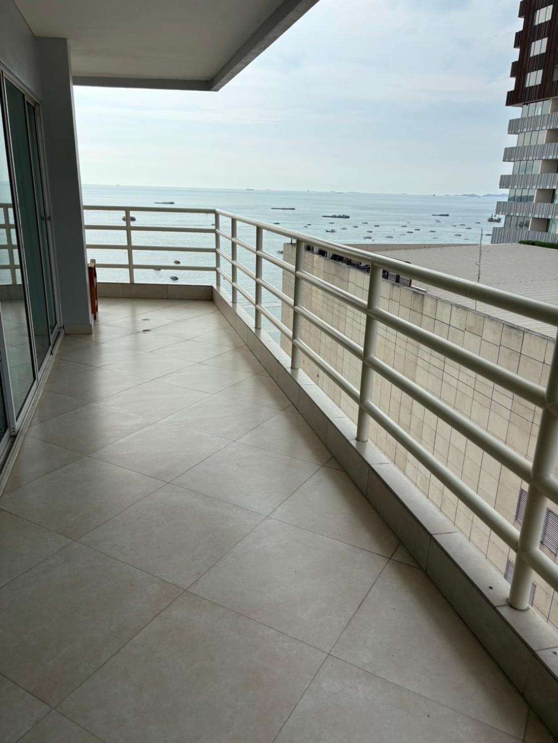 View Talay 6 Pattaya Beach By Anatolia Condo Suite Exterior photo